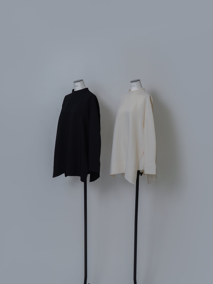 2025AW PRE ORDER】BACK OPEN BLOUSE – LOHEN