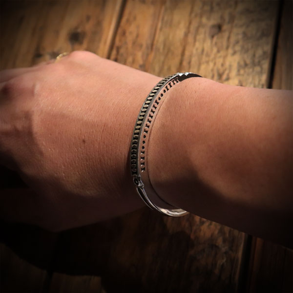 Jennifer Curtis ジェニファー カーティス スタンプワーク ヘビー