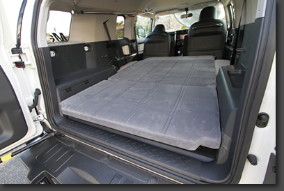 FJクルーザー コンプリートカー：サンライズ・マッキー