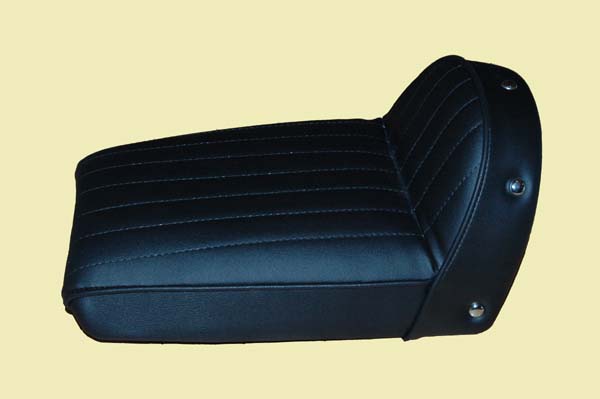 HONDA DREAM50 ホンダ ドリーム50 タックロール バイクシート張替え