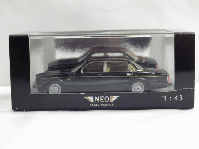 ミニカーショップグローバル - 1/43 NEO ジャガー XJ40