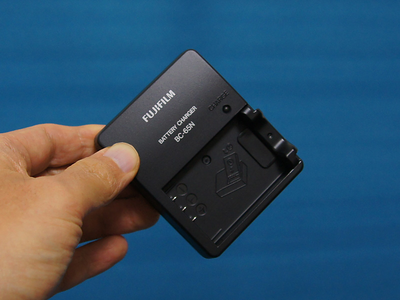 富士フイルム FUJIFILM X-S1の徹底レビュー 高級コンパクト /monox