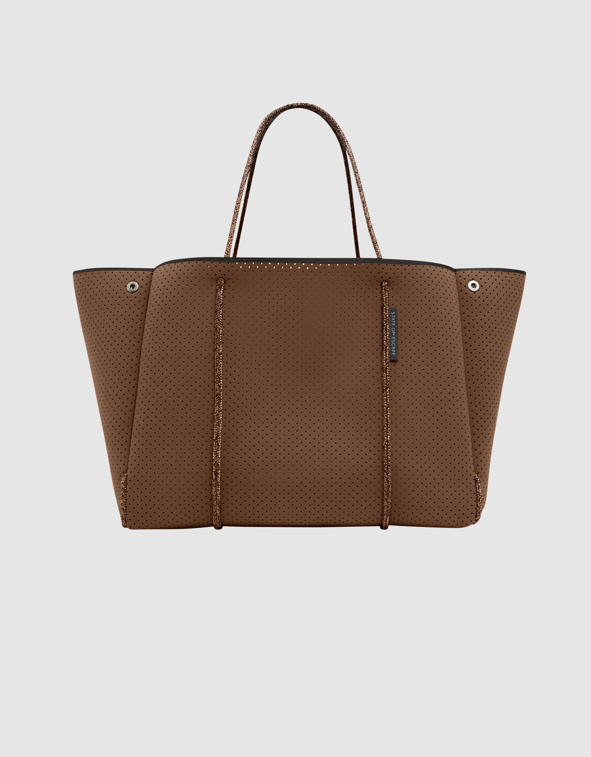 Escape™ tote in saddle – State of Escape