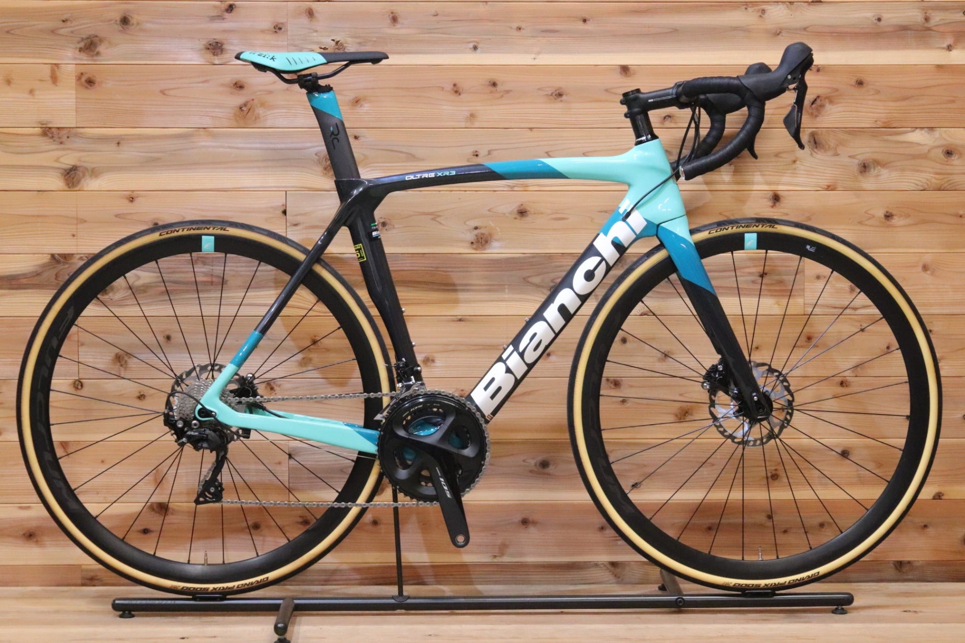 ビアンキ BIANCHI オルトレ OLTRE XR3 DISC 2022モデル 55サイズ