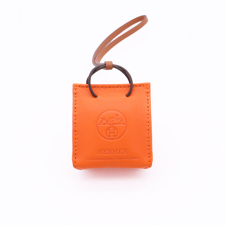 新品未使用】エルメス チャーム フー/ゴールド 箱付き ギフト