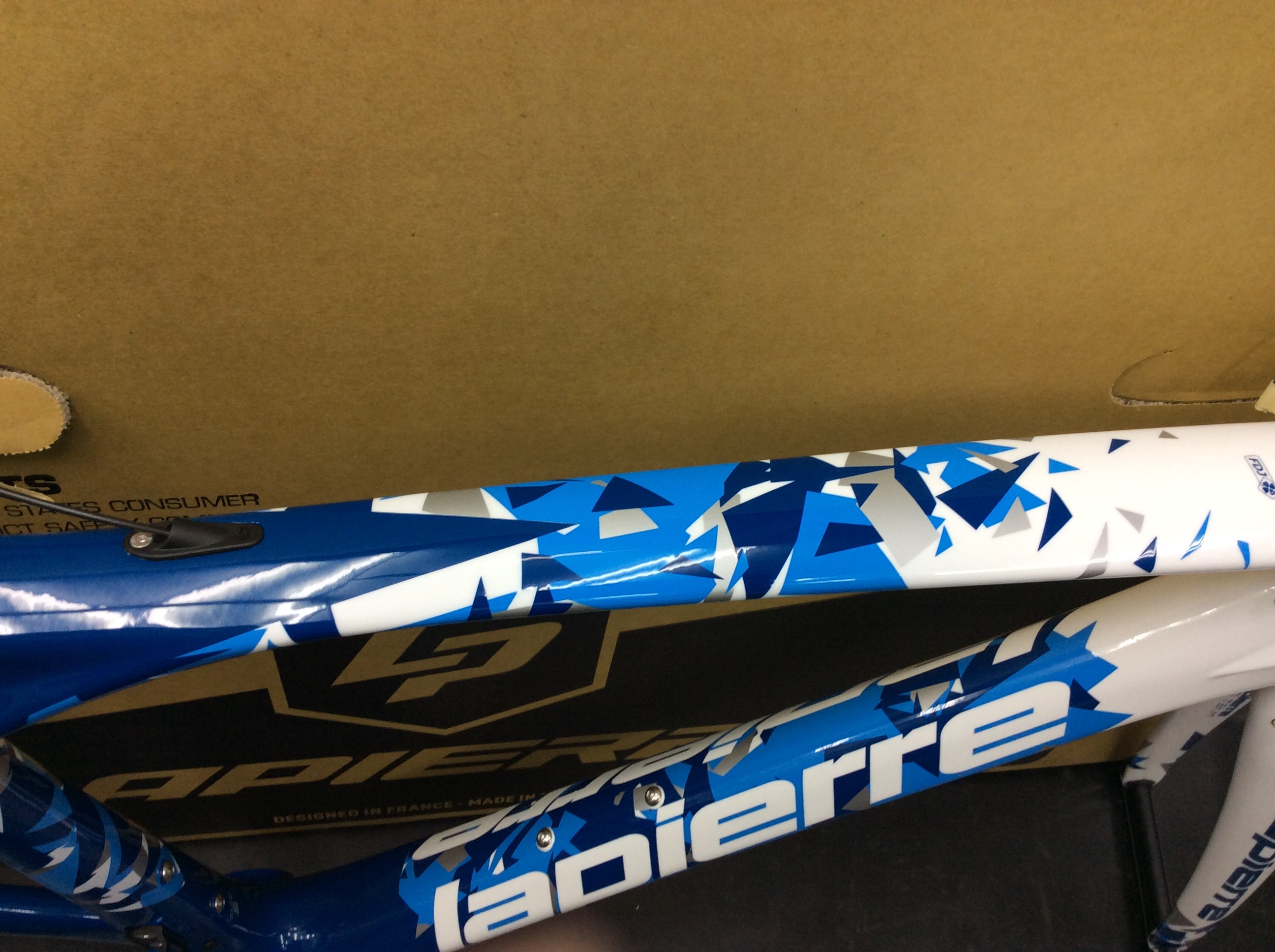 Lapierre Xelius SL Ultimate PINOT入荷！ | サイクルショップカンザキ