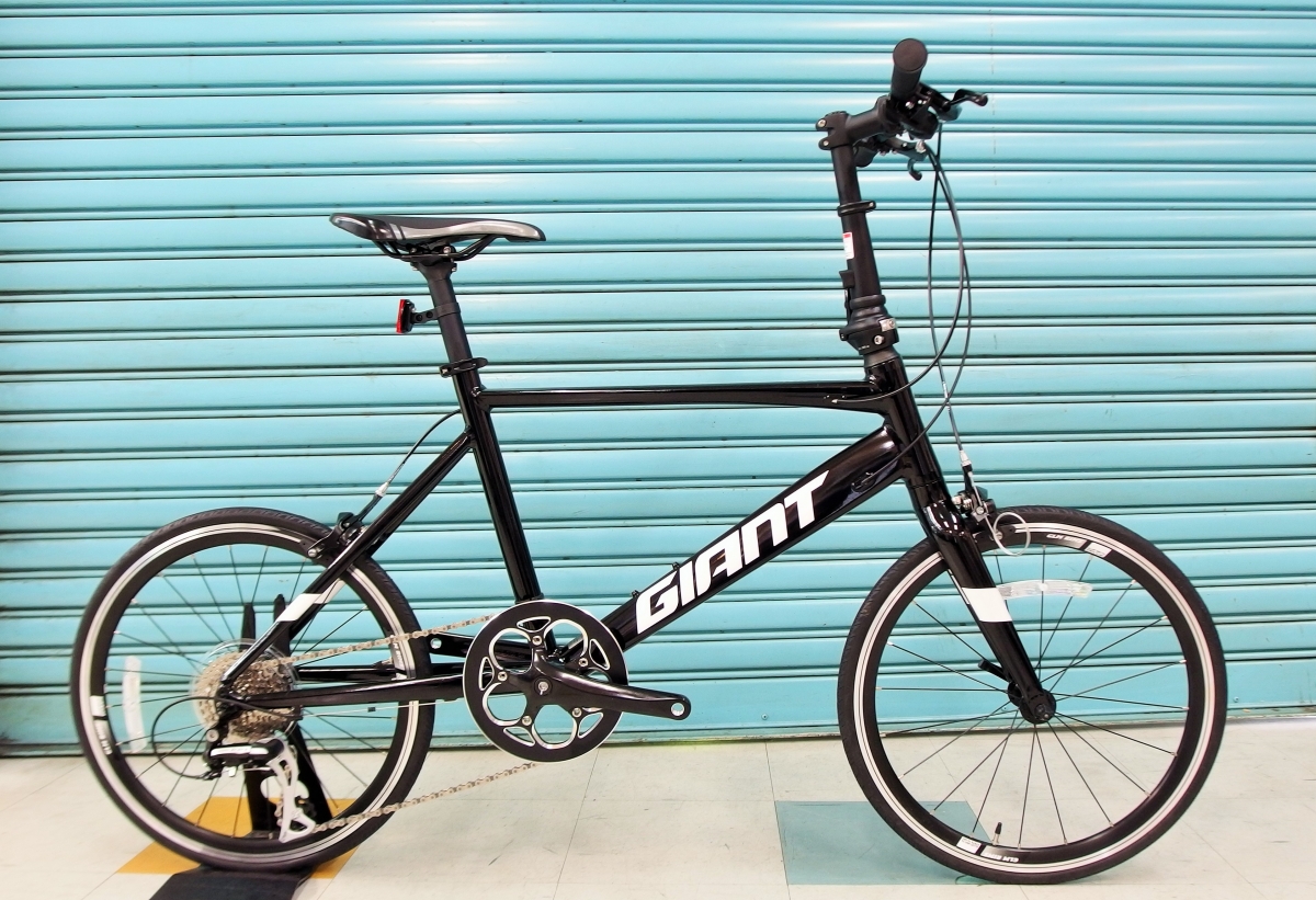 小さな車輪で抜群の機動力と軽快性‼『GIANT IDIOM2』スイスイ走る