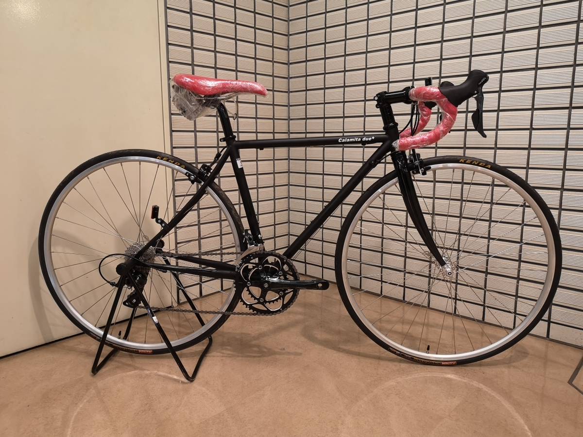 Calamita】マットブラックのオシャレなクロモリロードをご紹介します