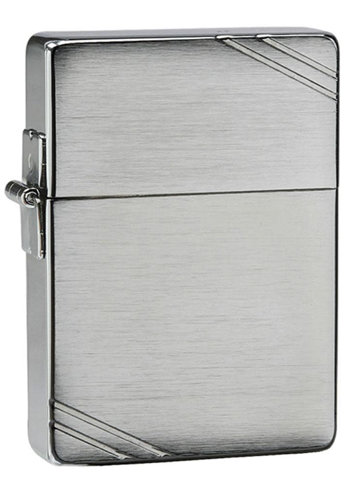 1935 Replica Windproof lighter with Slashes – Zippo USA