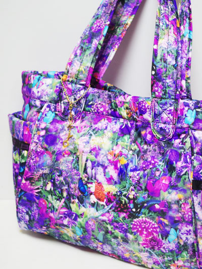 レスポ×蜷川実花第二弾「アレクサトート ミカズユートピア」 | WOMANIA