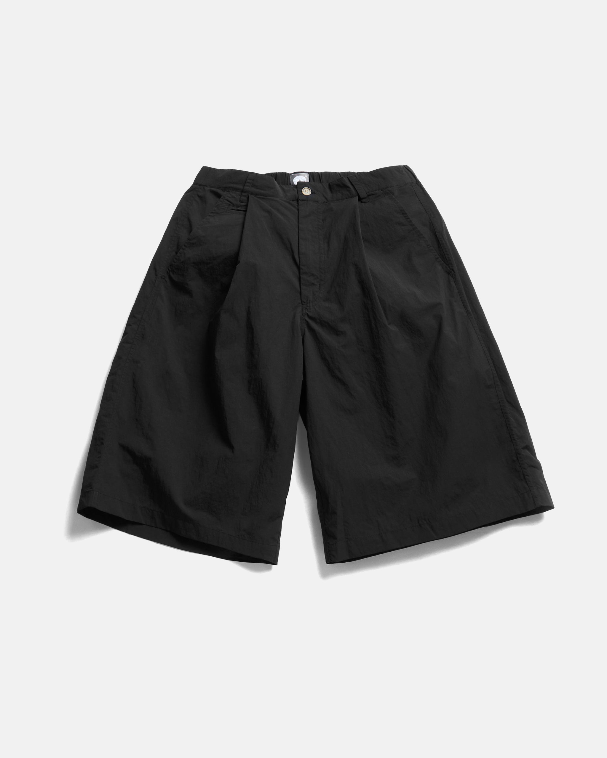 EMERY PLEATED BIG SHORTS - BLACK FEATHERWEIGHT MICRO RIPSTOP NYLON