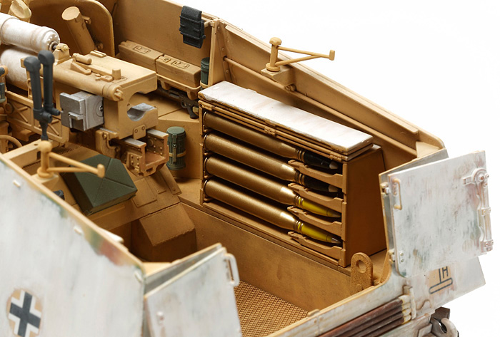 1/35 ドイツ 重対戦車自走砲 ナースホルン: スケールモデル｜TAMIYA