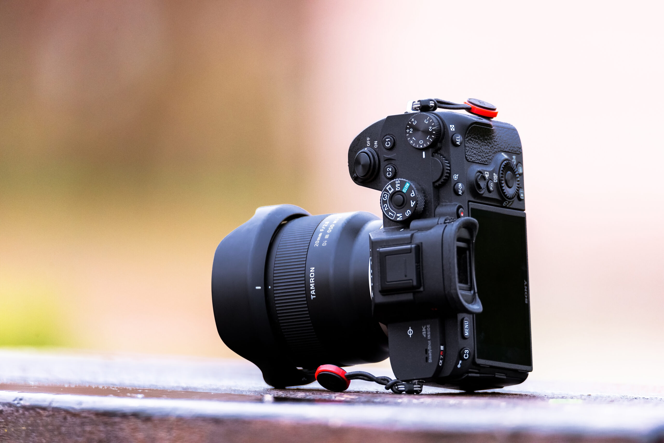 20mm Wide-Angle Prime Lens for Sony E-Mount Cameras