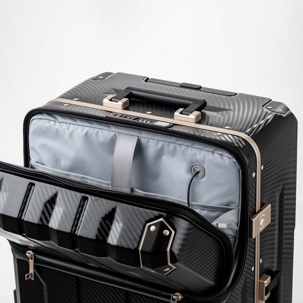 ソウルサウンドライアー63弦とケース ソウルサウンドライアー63弦と