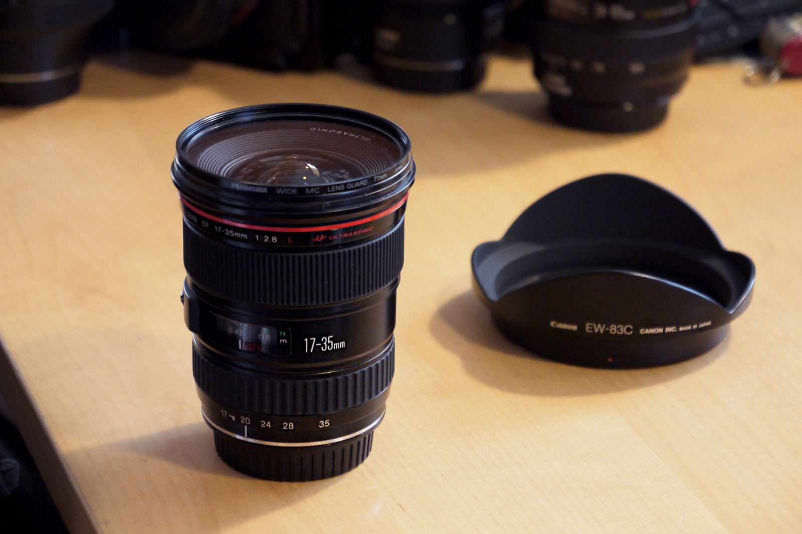 大口径超広角ズームレンズ Canon EF17-35mm F2.8L USM: thp_blog