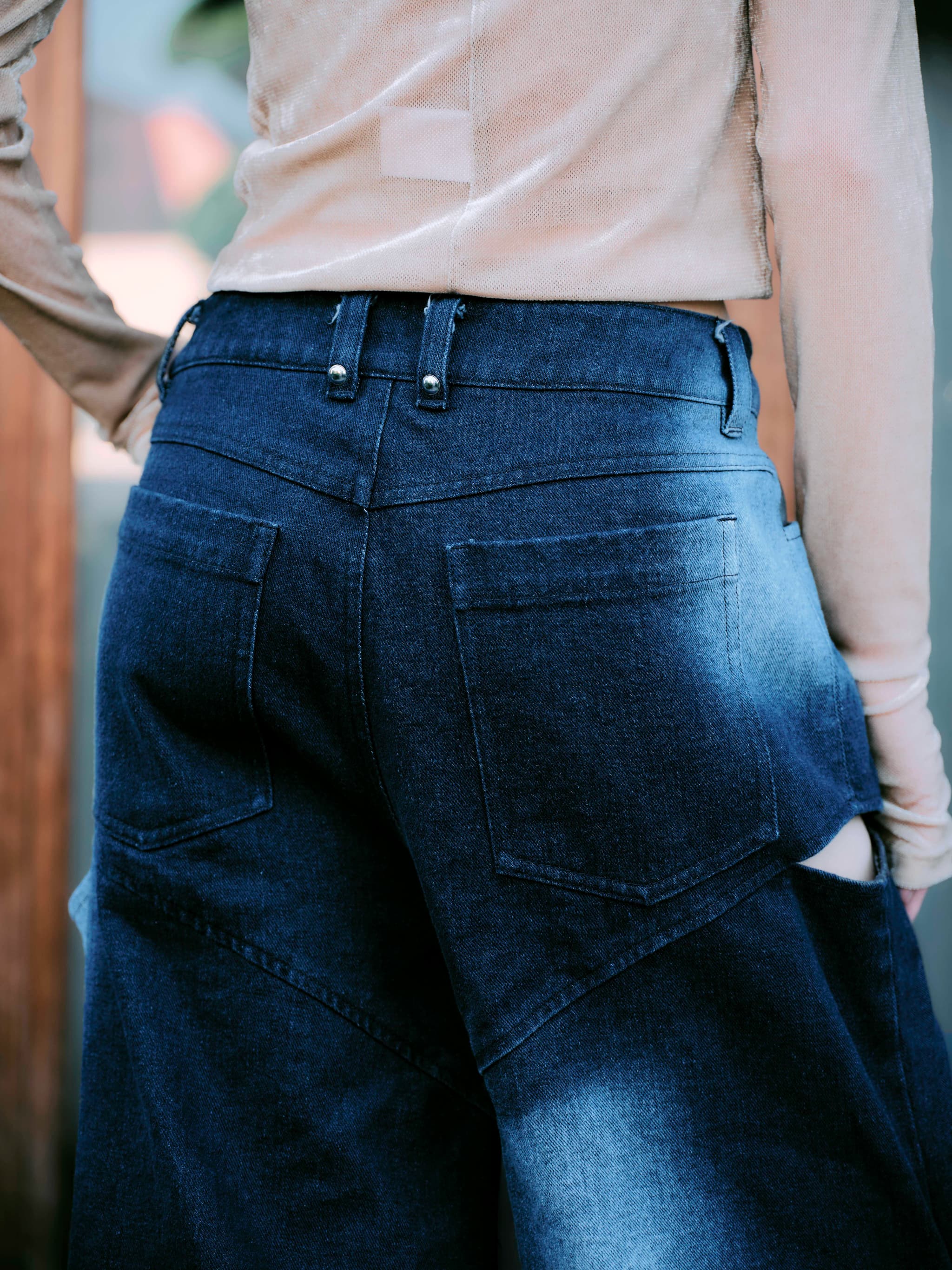 TUCK DESIGN DENIM PANTS-BLUE – TAJEN:T