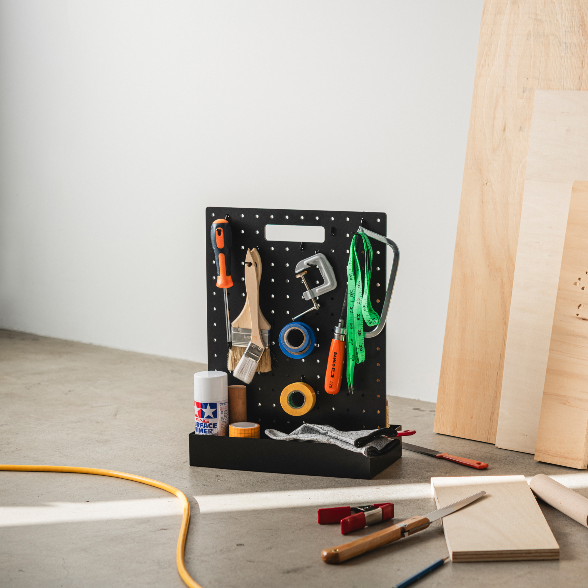 WALL FOR ONE | TOOLBOX