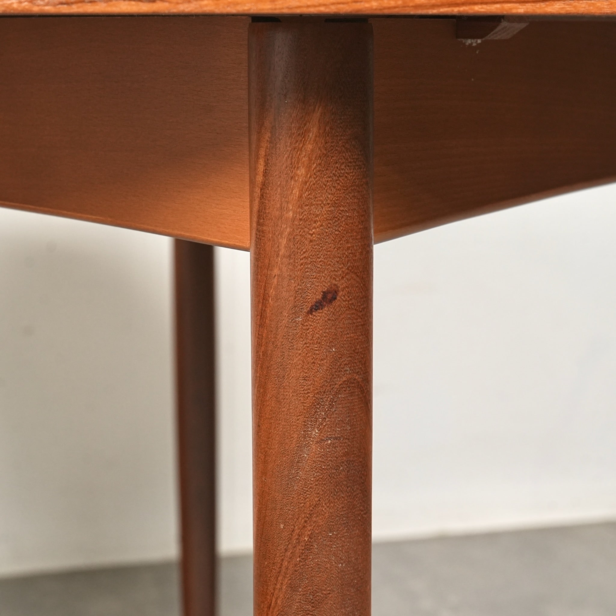 G-PLAN】エクステンション ラウンドテーブル – TIME HYPE