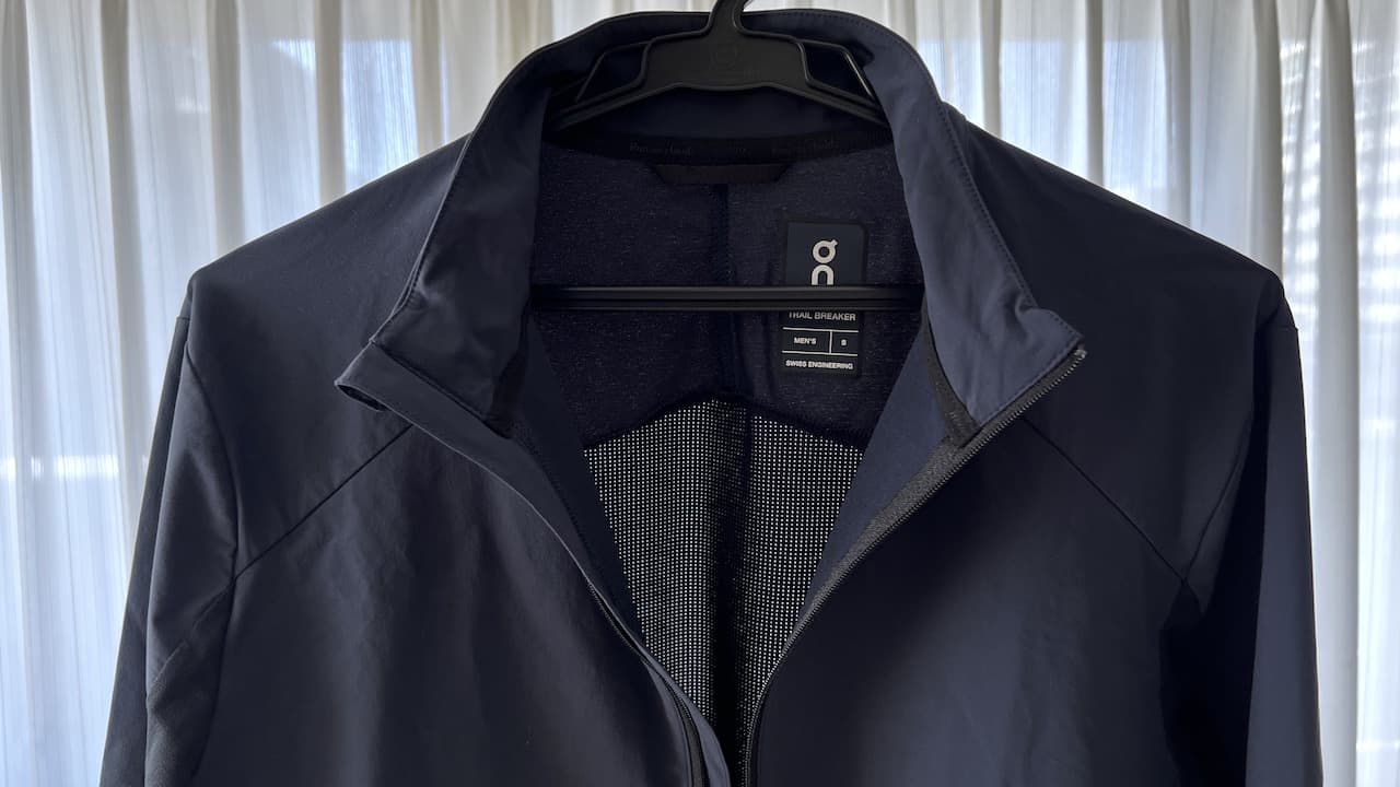 レビュー】On トレイルブレーカー：保温性と通気性に優れた長袖シャツ