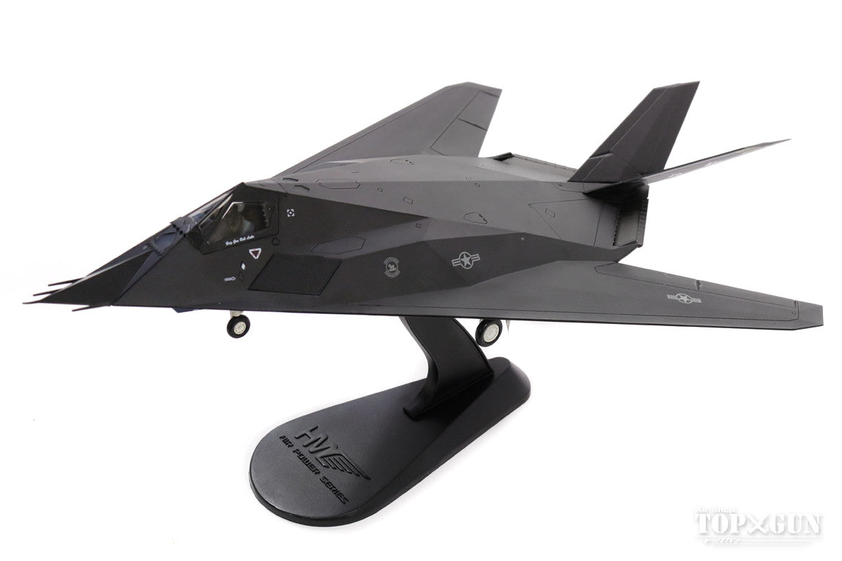 Hobby Master F-117A アメリカ空軍 第49戦闘航空団 引退時 星条旗塗装