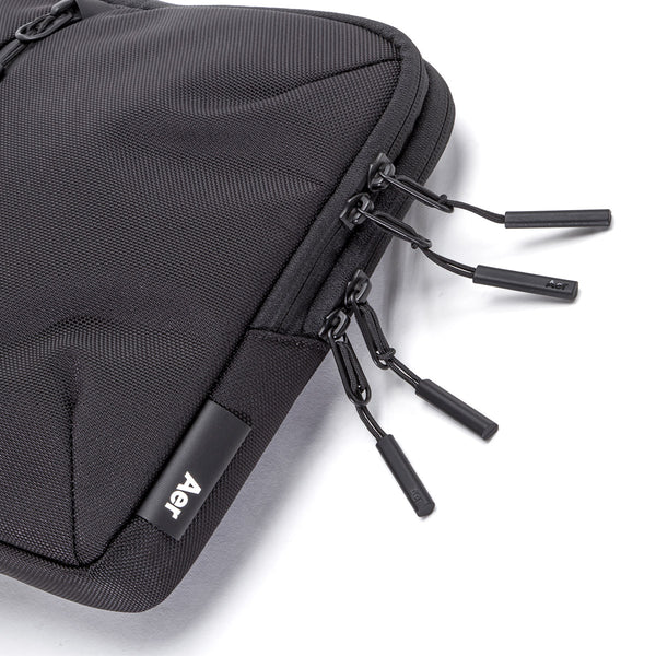 エアー クラッチバッグ TRAVEL COLLECTION Tech Folio 13 Aer AER