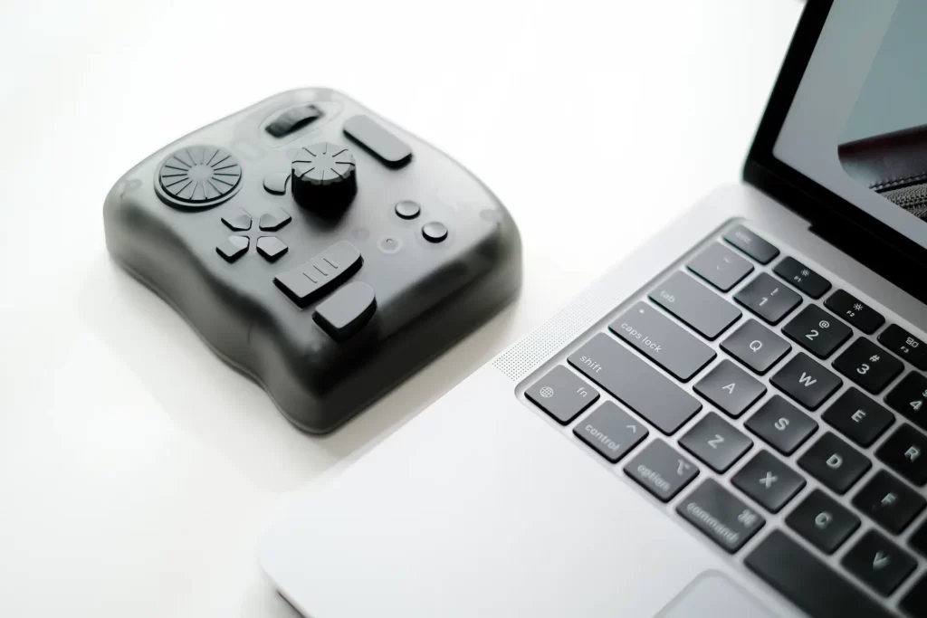 TourBox Elite』レビュー｜イラスト制作には必須級！あらゆる作業が