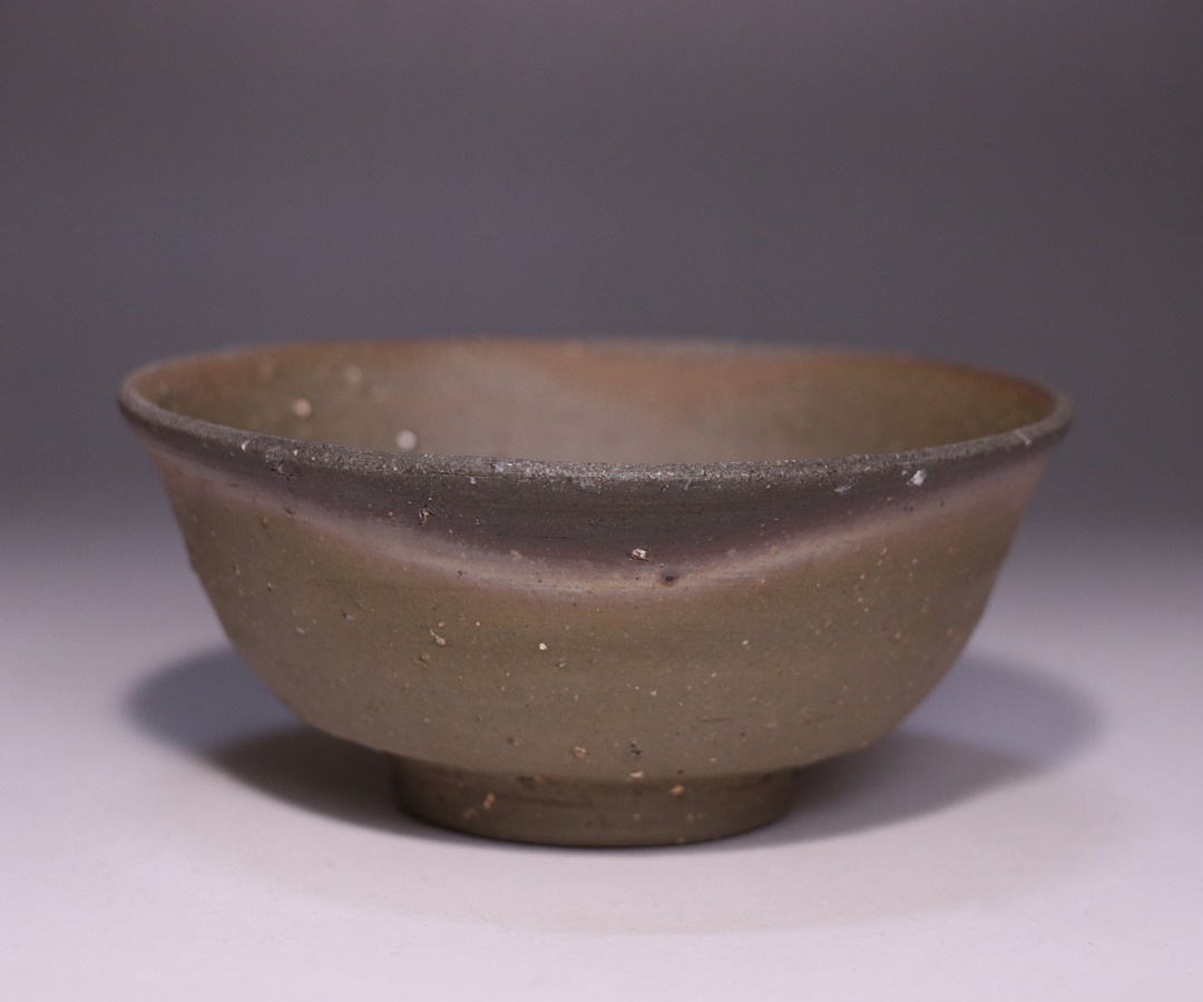 屋代剛右 作 「伊部酒呑」 ～備前焼専門卸小売店 川口陶楽苑～