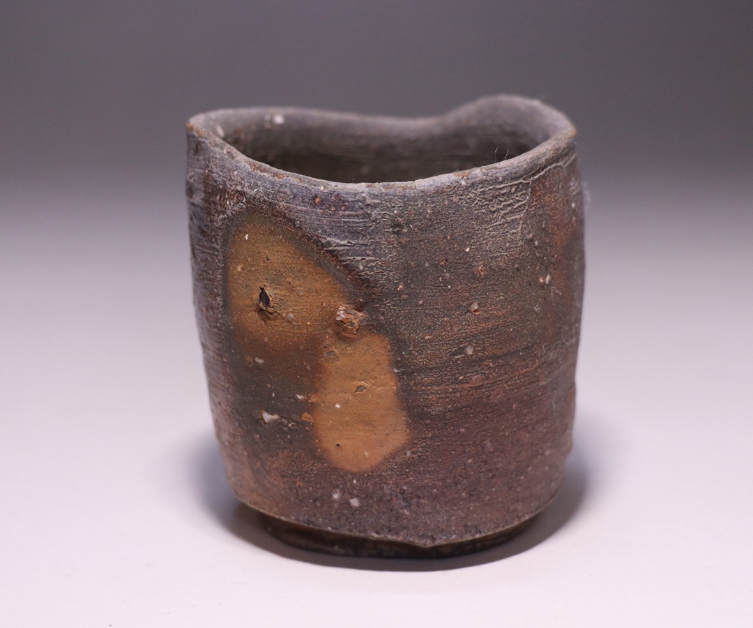 金重 愫 作 「備前酒呑」 ～備前焼専門卸小売店 川口陶楽苑～