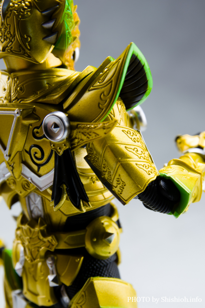 レビュー】S.H.Figuarts（真骨彫製法） 黄金騎士ガロ（冴島鋼牙）GARO