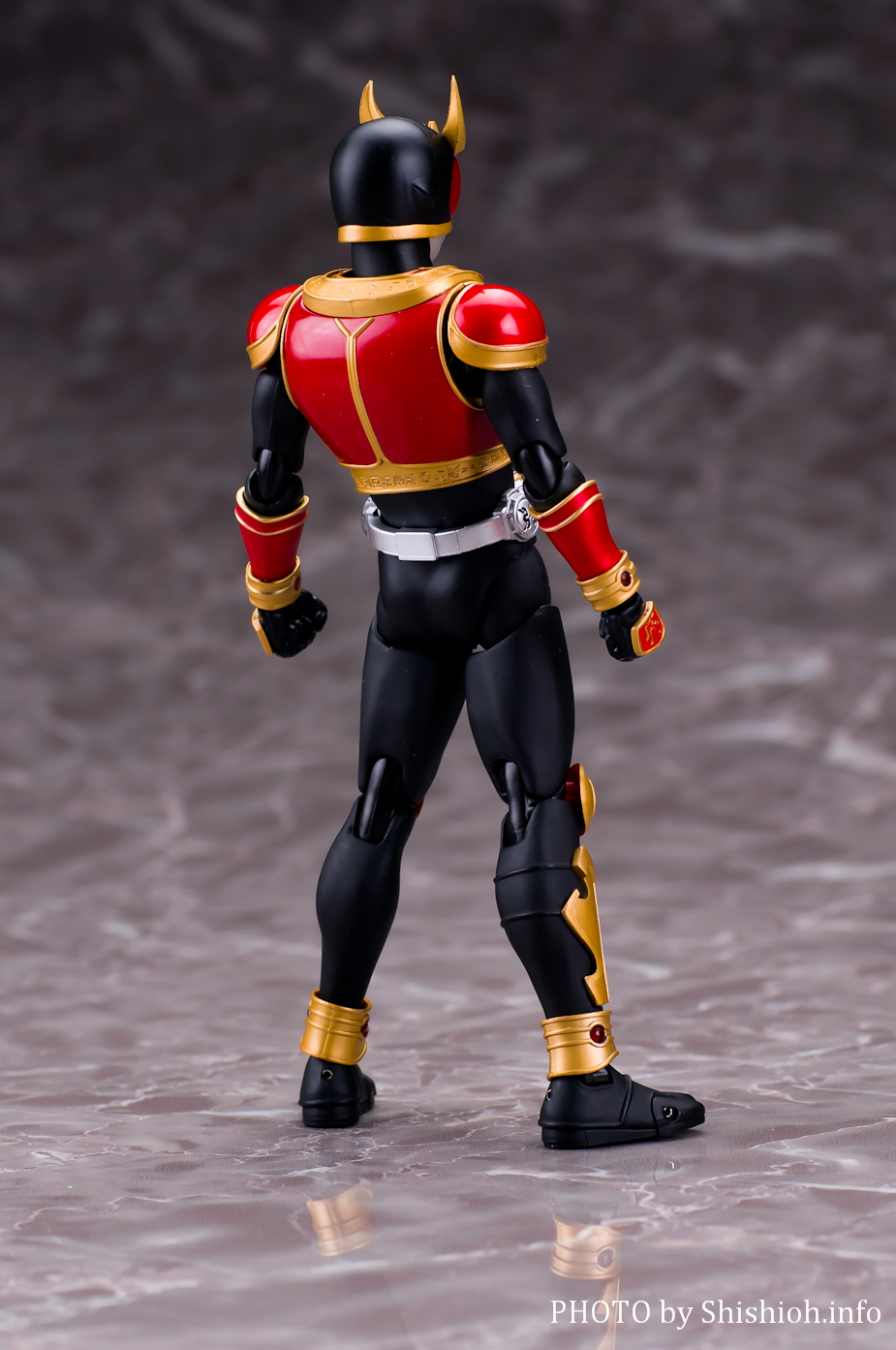 レビュー】 S.H.Figuarts（真骨彫製法） 仮面ライダークウガ