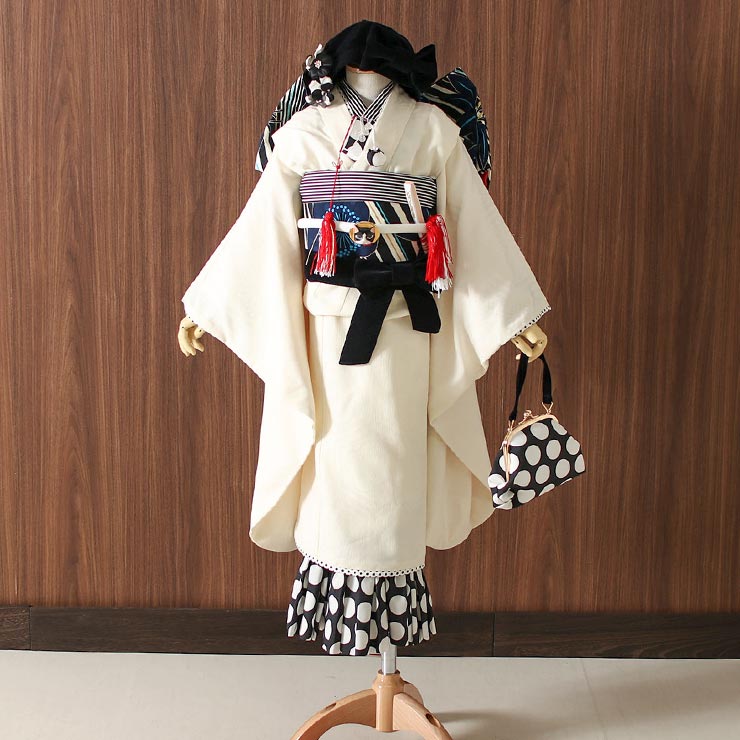 楽天市場】【レンタル】七五三 7歳 女の子 きもの 白 M-1 着物 四つ身