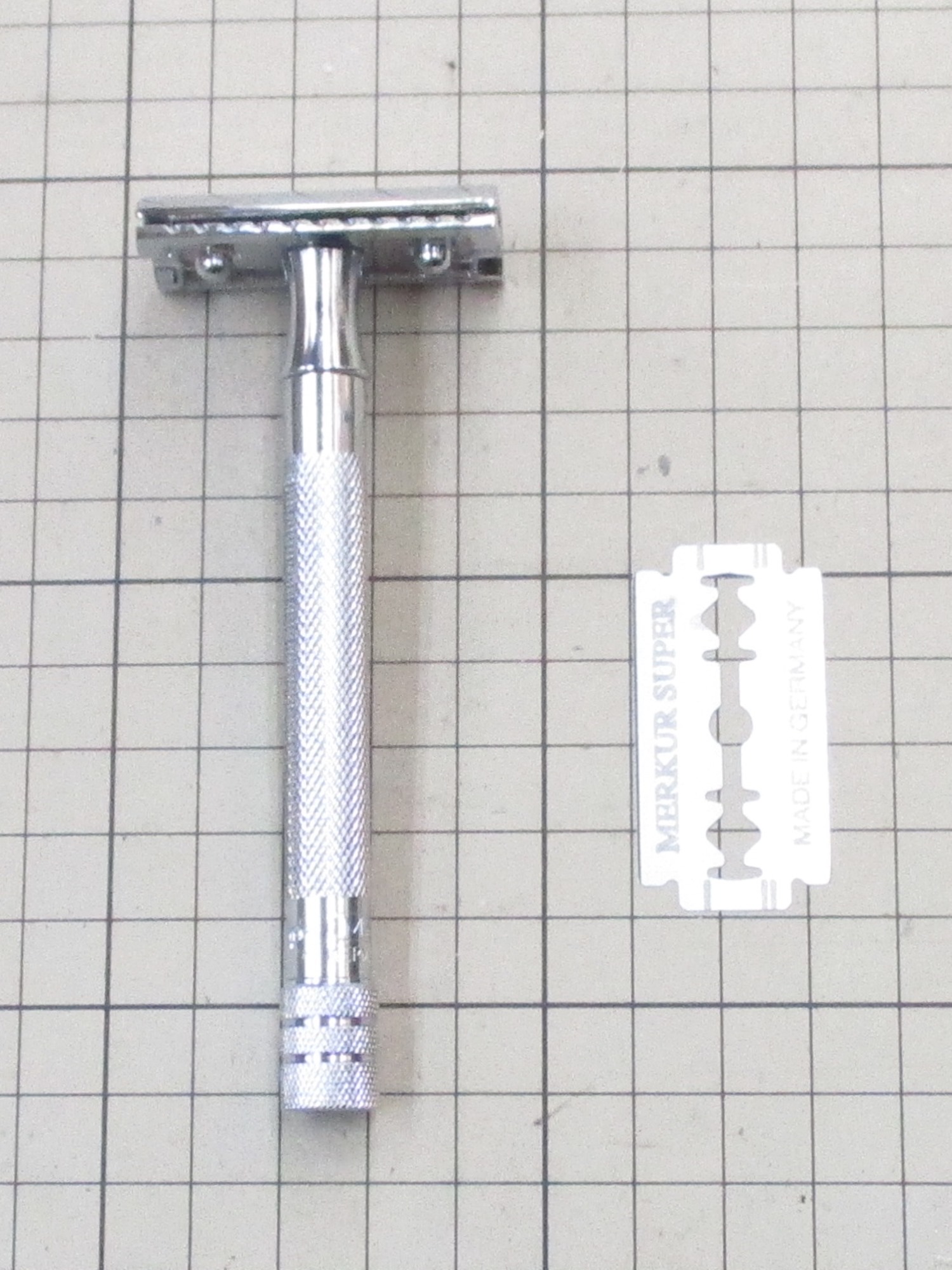 楽天市場】メルクール 23C 髭剃り 100ミリサイズ 両刃 剃刀ホルダー