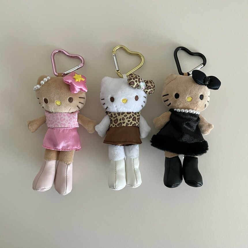 楽天市場】ハローキティ 足長キティ チャーム キーリング 日焼けキティ