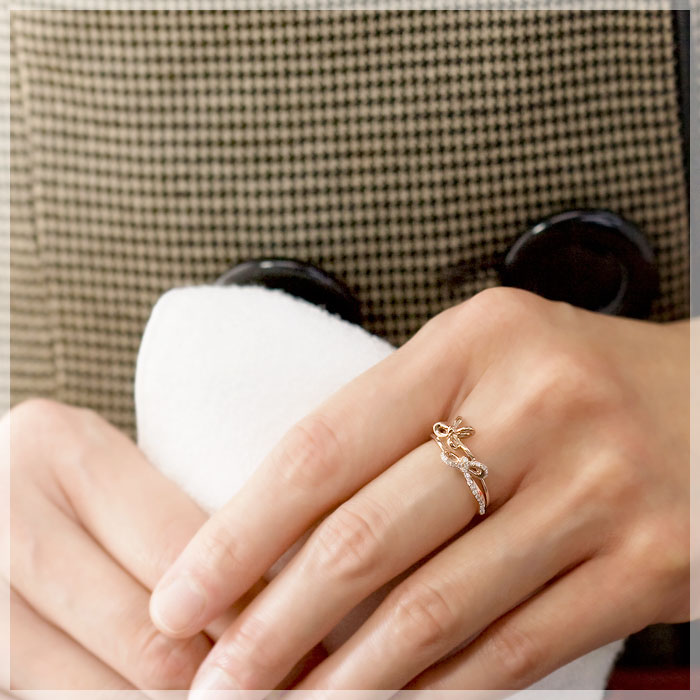 楽天市場】【廃番】リボン リング（指輪）秘密の小さな隠しリボン付き