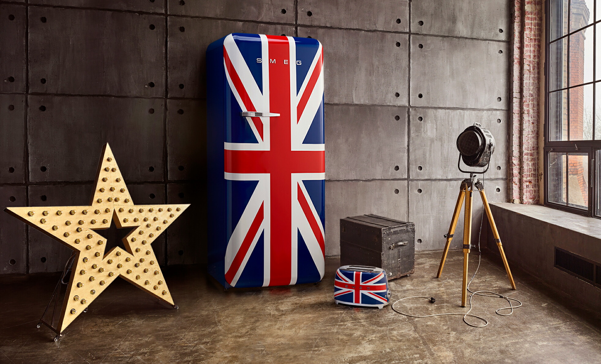 楽天市場】（日本正規販売店）【配送・設置費込】SMEG 冷蔵庫 270L