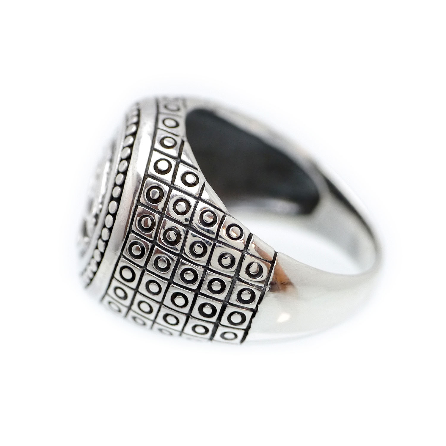 楽天市場】シルバー925 ホルスの目 リング メンズ m3 丸 左目 ウジャト