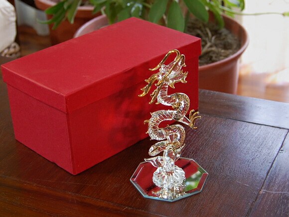 楽天市場】幸運をつかむ！ ガラスの昇り龍 置物 ドラゴン 竜 クリア