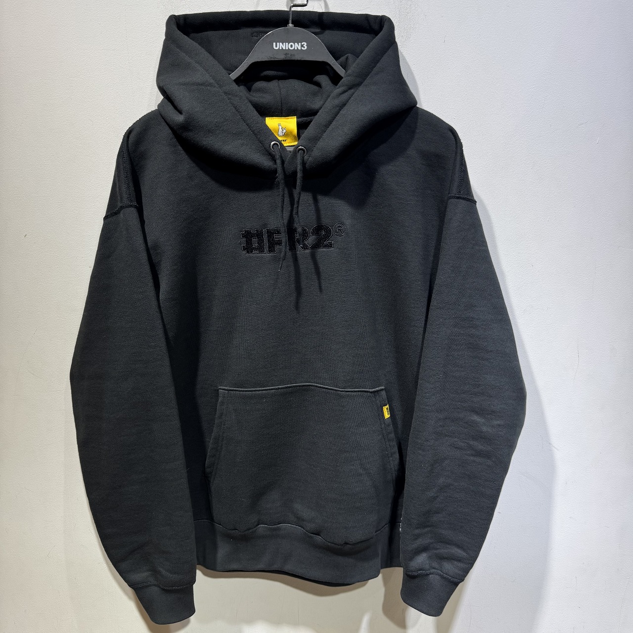 楽天市場】#FR2 2024 BLACK RABBITS LOGO HOODIE SIZE-L NFT保有者限定