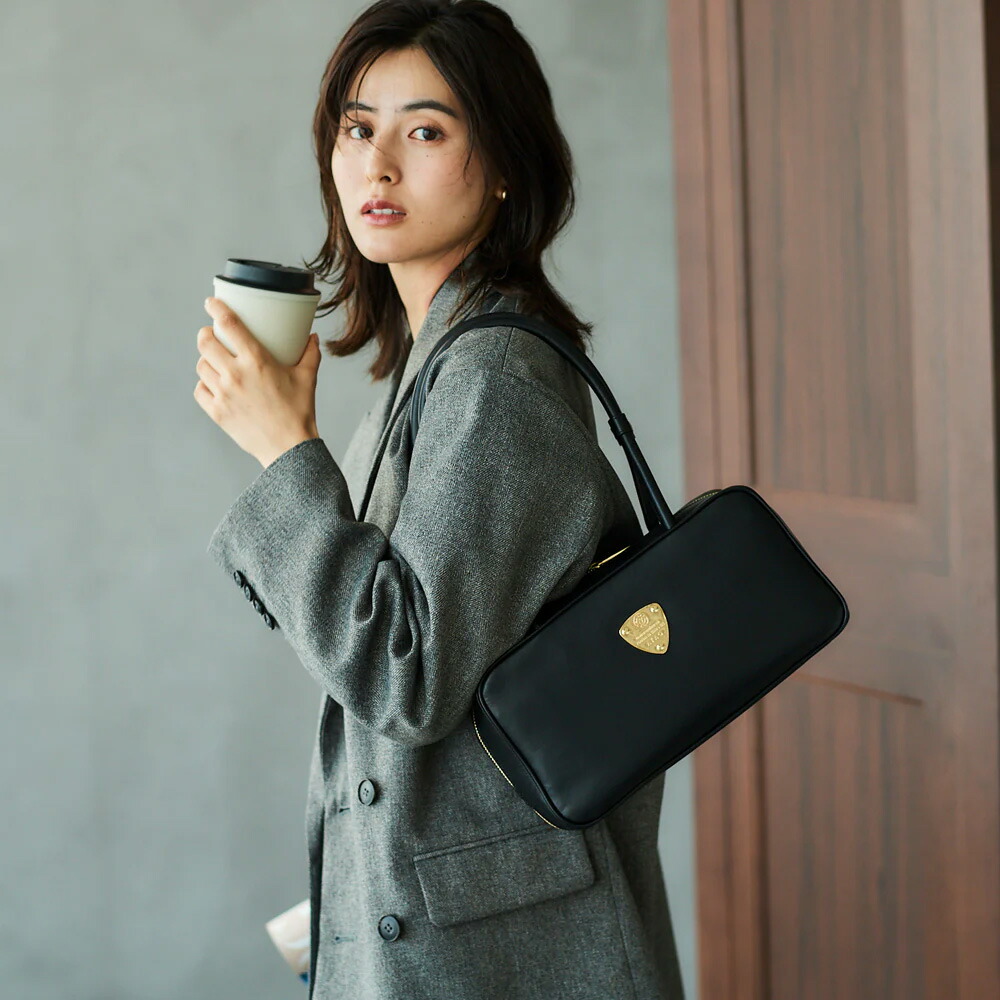 楽天市場】【ATAO公式】Lungoルンゴ ミニボストン 横長 小さめ 肩掛け