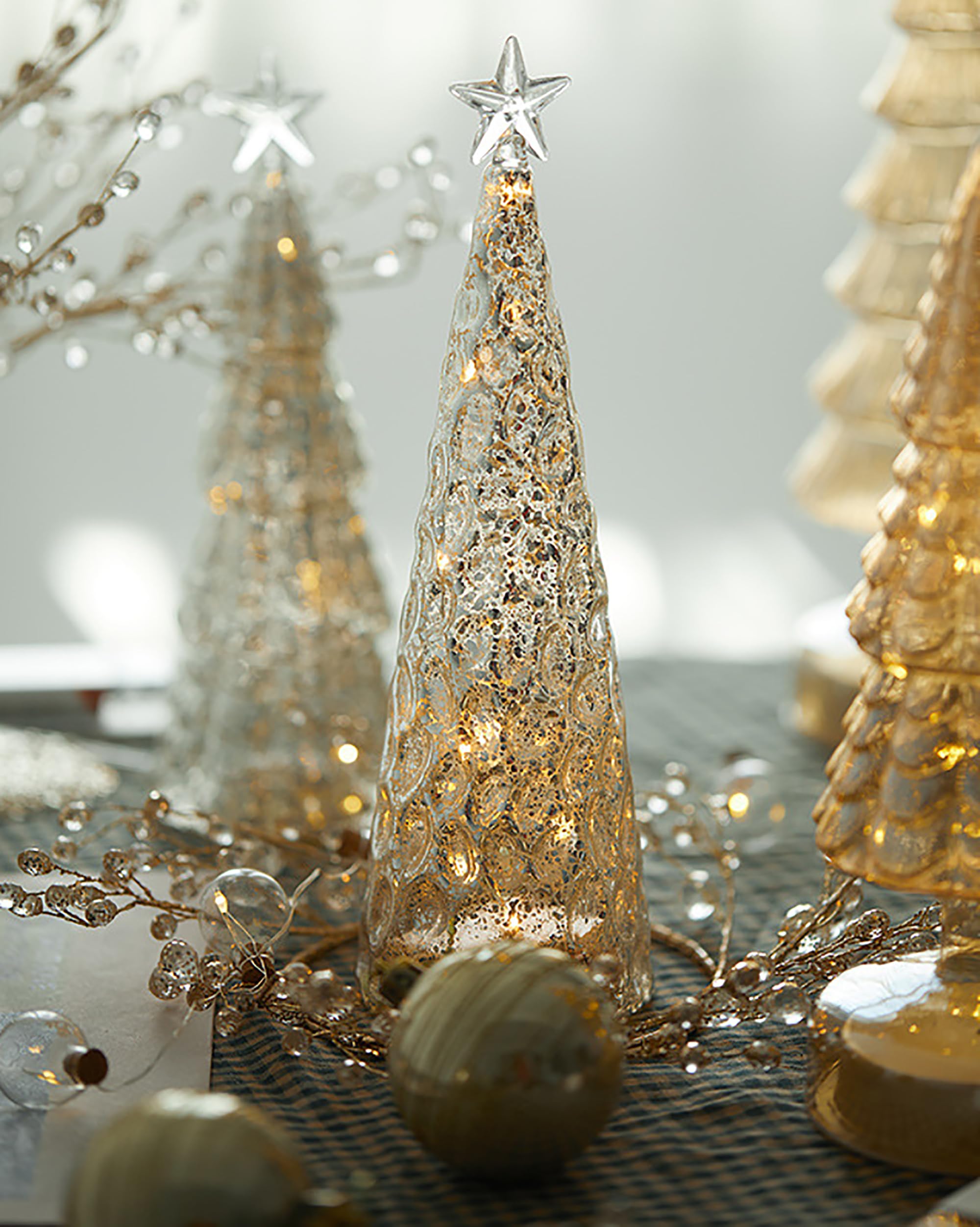 楽天市場】クリスマスツリーランプ クリスタルツリー ライト付き