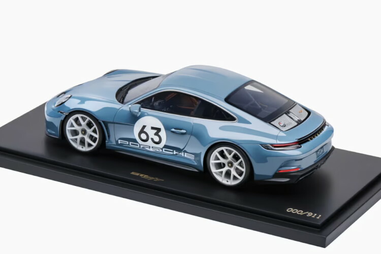 あべしゅん 1/18 ポルシェ 911 (992) S/T #63 あべしゅん 1/18