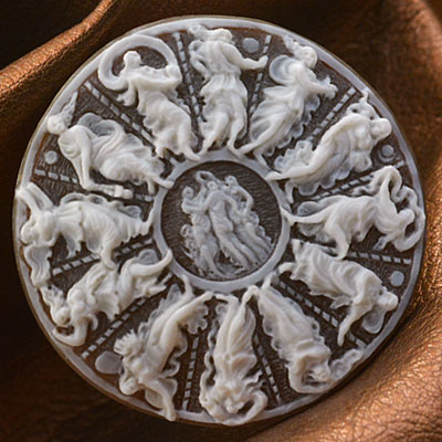 楽天市場】カメオ 【時を刻む女神たち】 三美神 イタリア 彫刻家アッカ