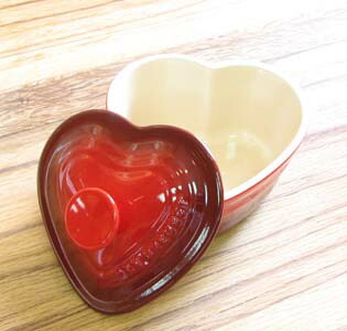 楽天市場】ル・クルーゼ ストーンウエア ラムカン・ダムール（フタ付