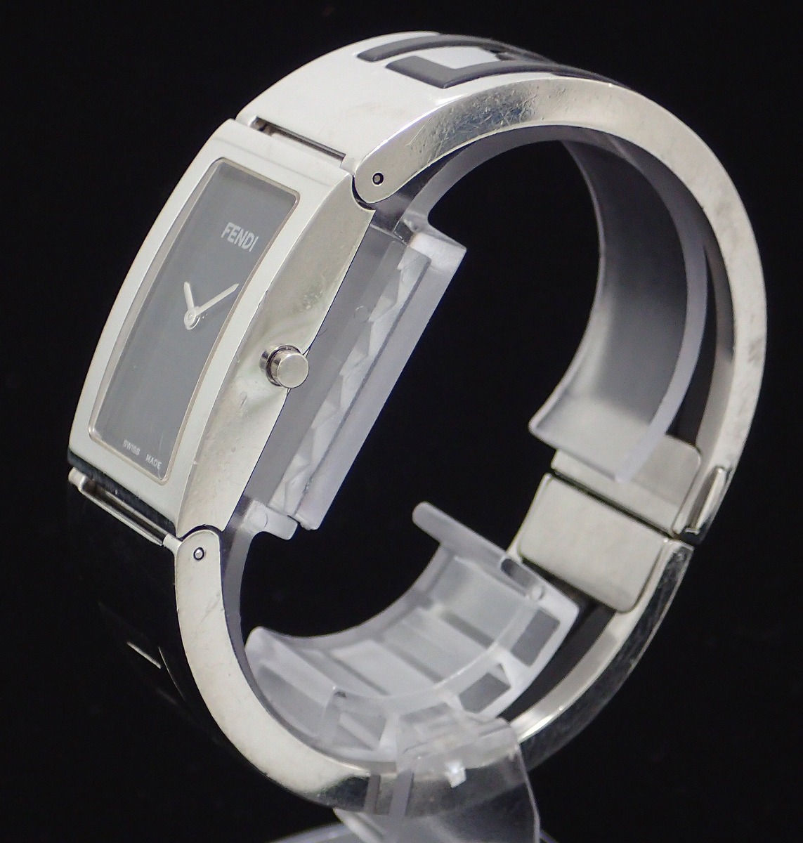 楽天市場】【ウォッチ】FENDI フェンディ ブラックダイアル レディース