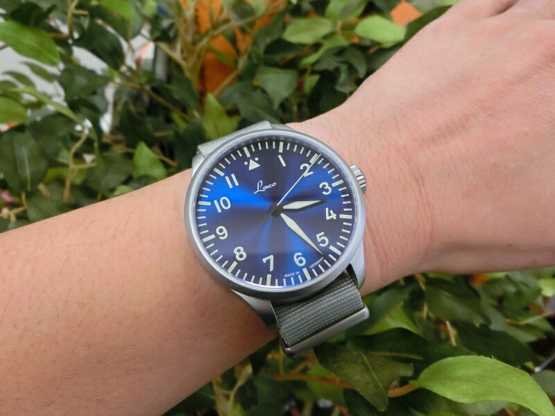 楽天市場】綺麗なブルーダイアル！ドイツ空軍採用のLaco ラコ 自動巻き