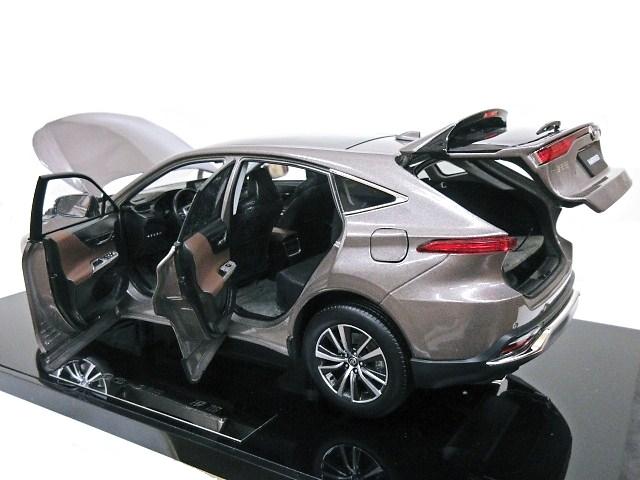 楽天市場】TOYOTA特注 1/18 トヨタ ハリアー (スティールブロンド
