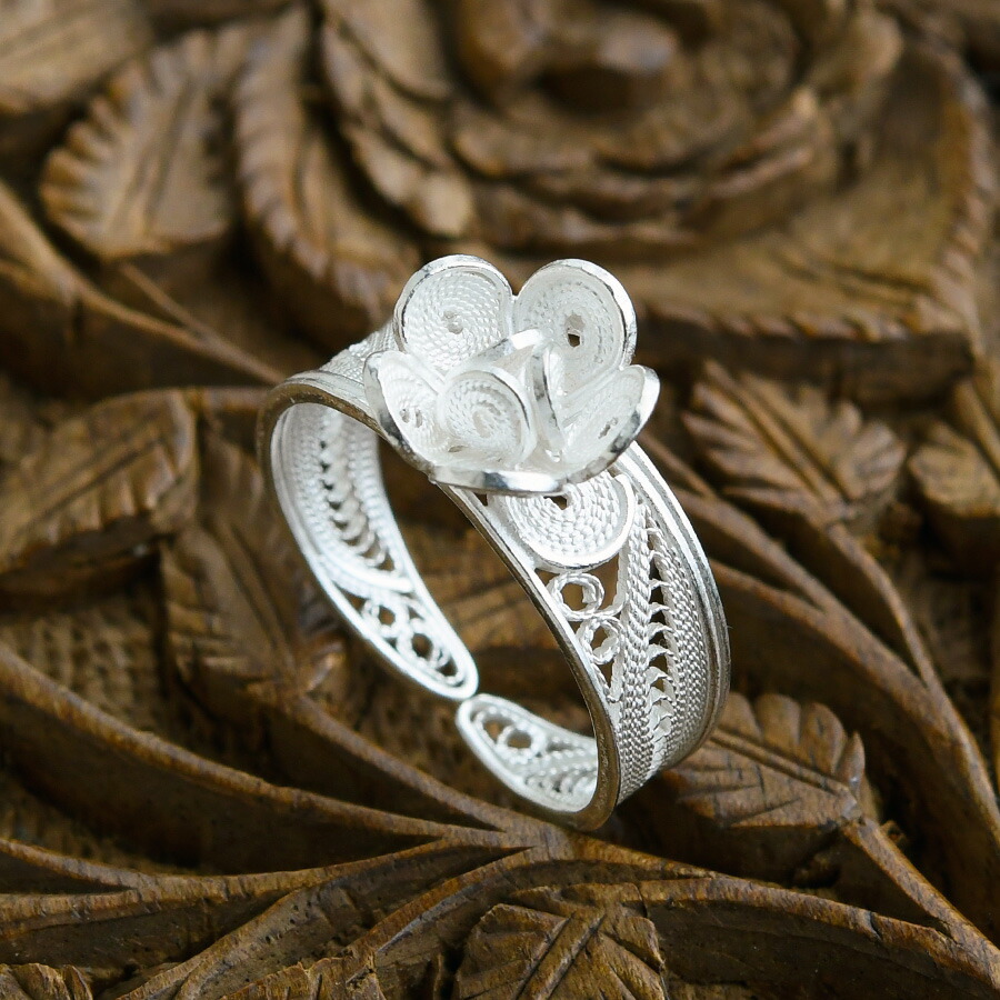 楽天市場】フィリグリー プチ フラワー フリーサイズ リング 美しい手