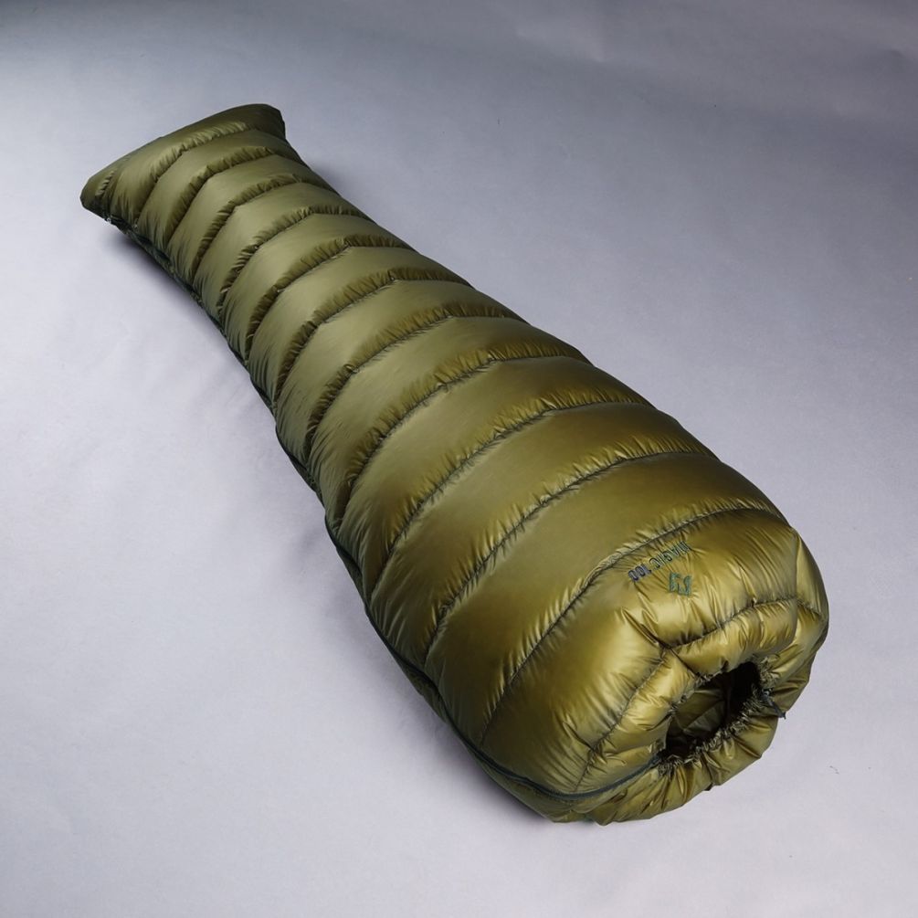 楽天市場】CUMULUS キュムラス MAGIC100ZIP 240g左ジップ付 超軽量