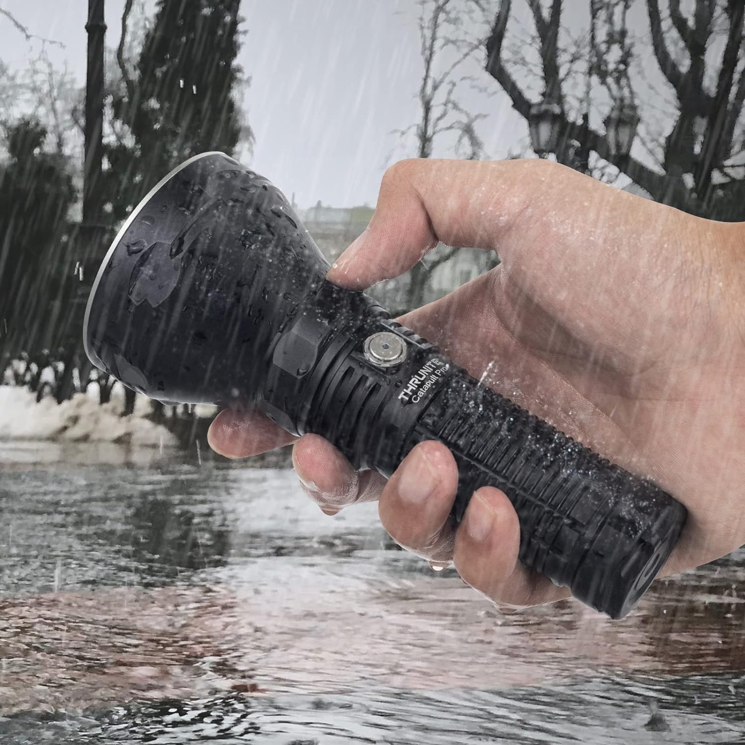 楽天市場】ThruNite Catapult Pro サーチライト 最大2713ルーメン