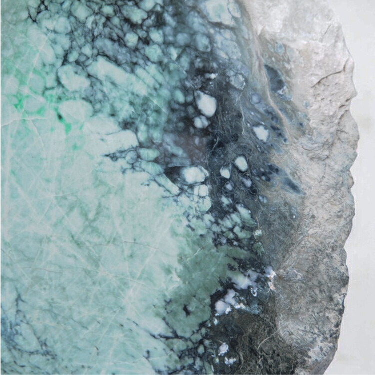 楽天市場】展示品級 糸魚川翡翠 原石 25kg 新潟県産 翡翠 原石 一点物